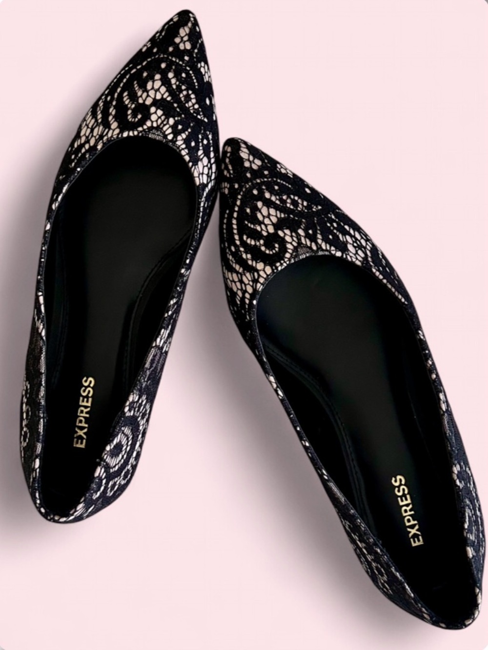 NWOT~Black & Cream Lace Ballet Flats